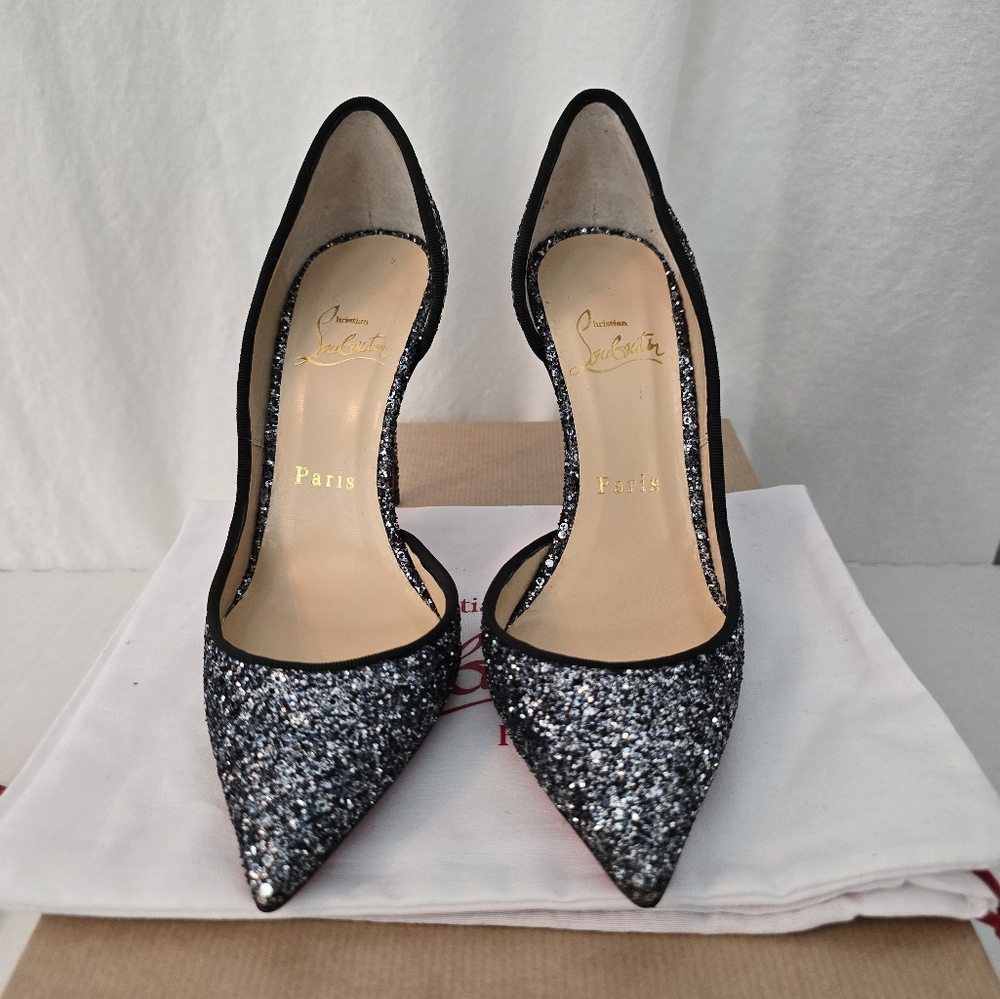 Stunning Christian Louboutin  Iriza Black glitter Pumps Sz 35 1/2